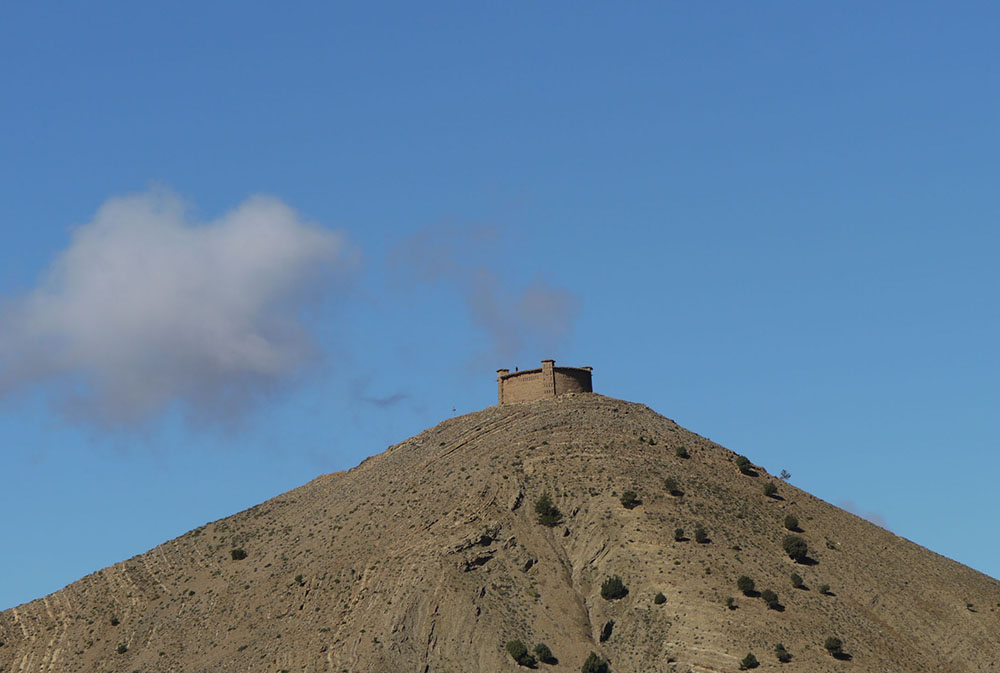 Forteresse en haut d'une colline lors du séjour Azimut Ascension du M'Goun